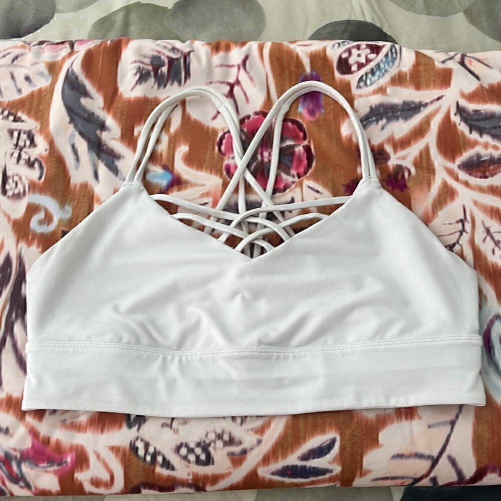 Joy Lab white strappy athletic bra (Target) size M EUC